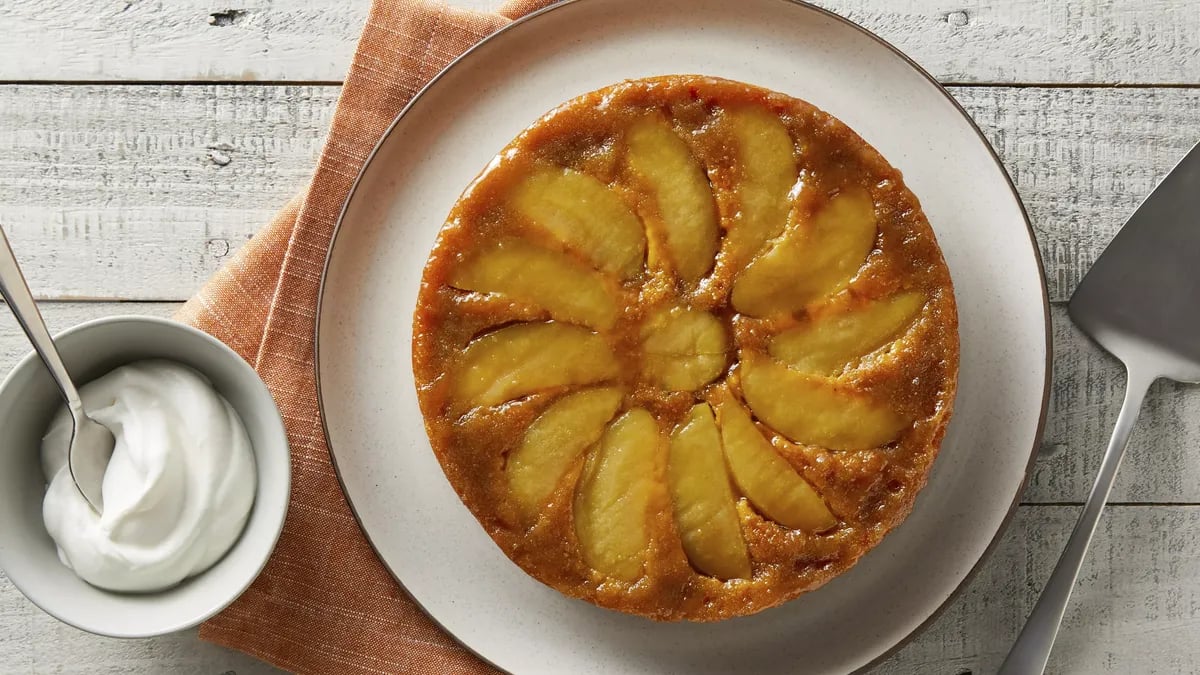 Apple Pie Upside-Down Pumpkin Cake