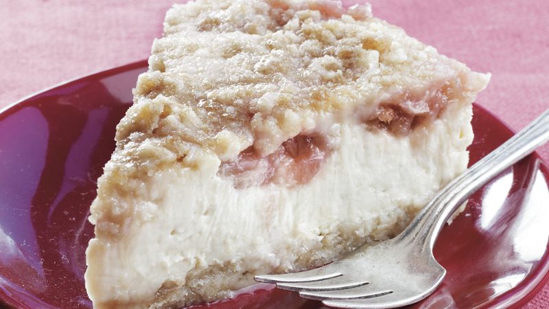 Rhubarb Streusel Cheesecake