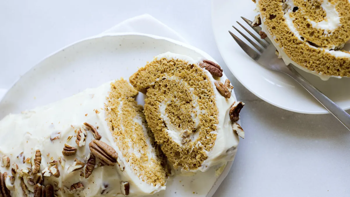 Spiced Pumpkin Praline Roll