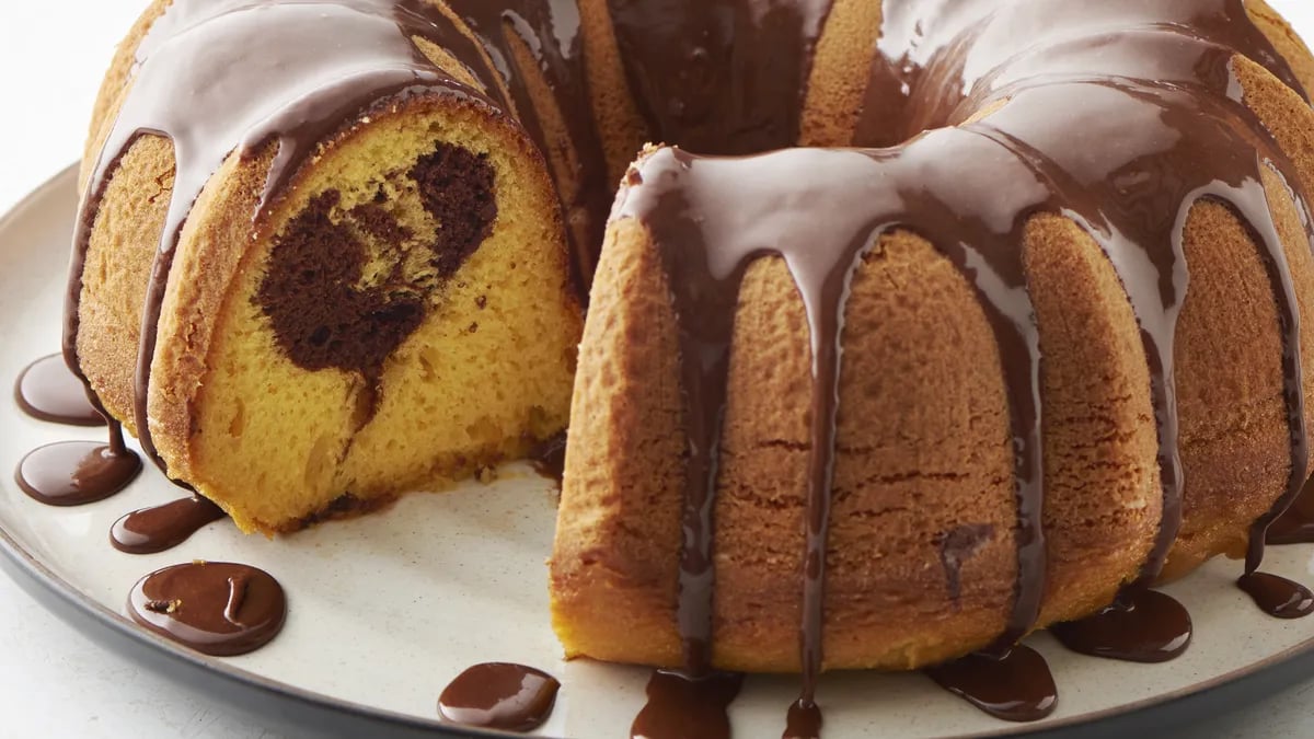 Fudge Marble Pound Cake 