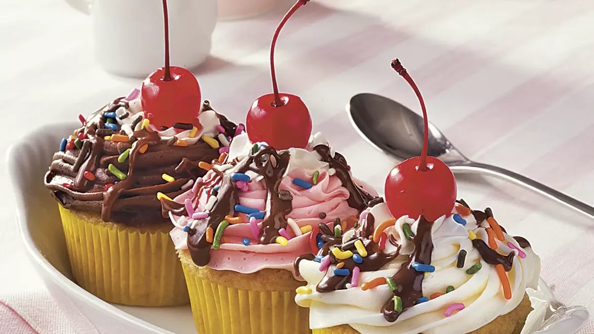 Banana Split Cupcakes