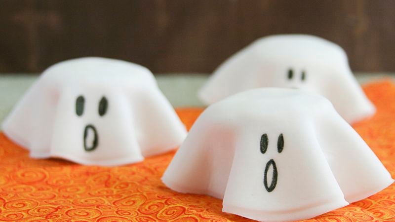 Halloween Ghost Cookie Stacks