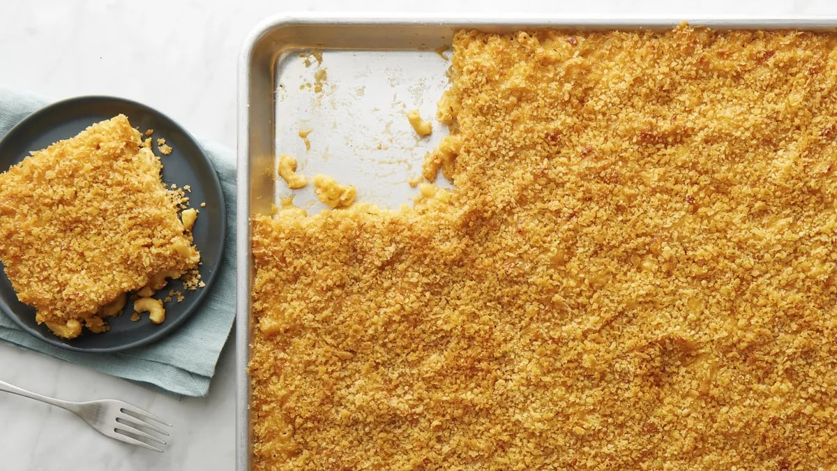 Sheet-Pan Macaroni and Cheese