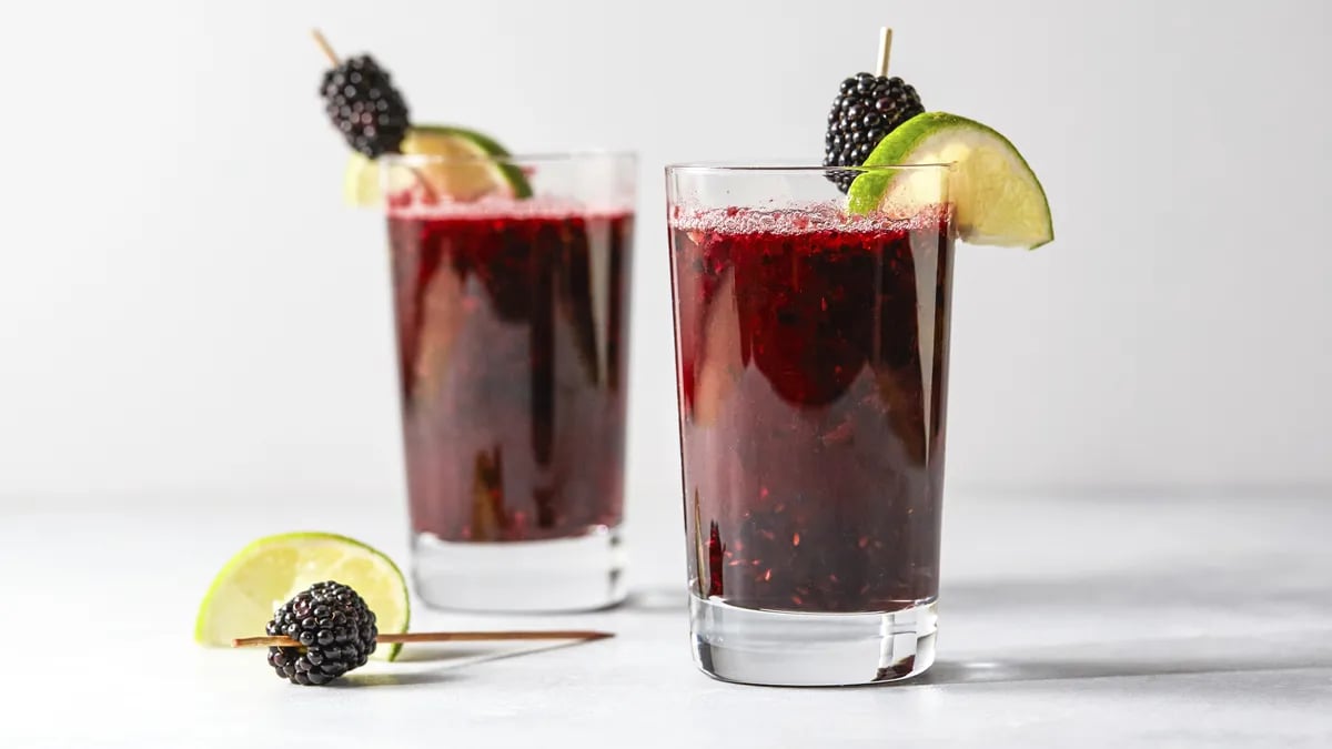 Blackberry Witch Mojito