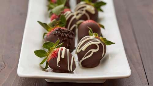 Over 25 million views! Fried Chocolate Covered Strawberries 🍓 Suppli, Strawberry Covered Chocolate