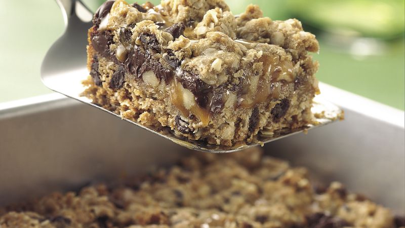 Chocolate Chip, Oats and Caramel Cookie Squares