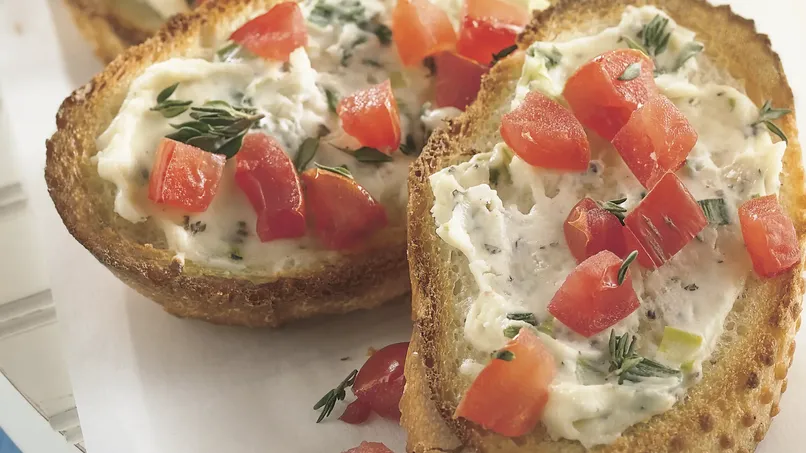 Garlic Cream and Tomato Crostini