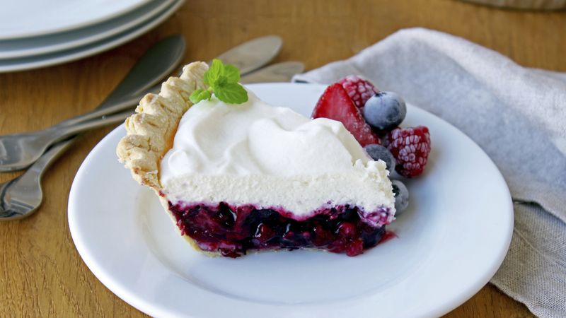 Mixed Berry and White Chocolate Mousse Pie