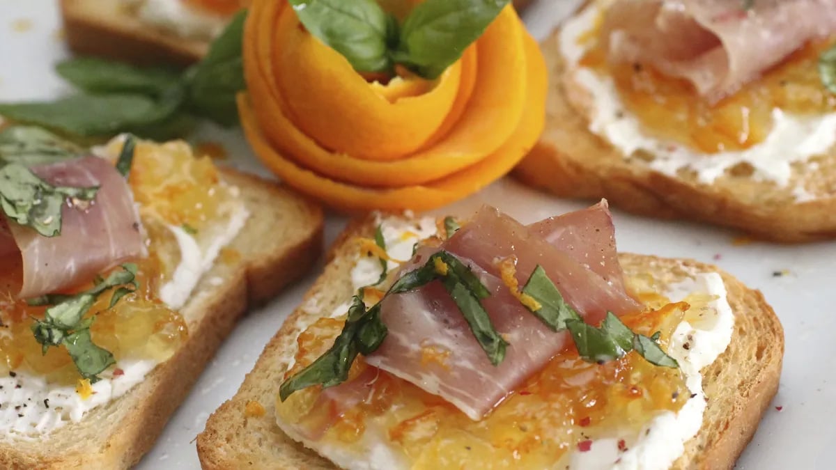 Orange-Prosciutto Crostini