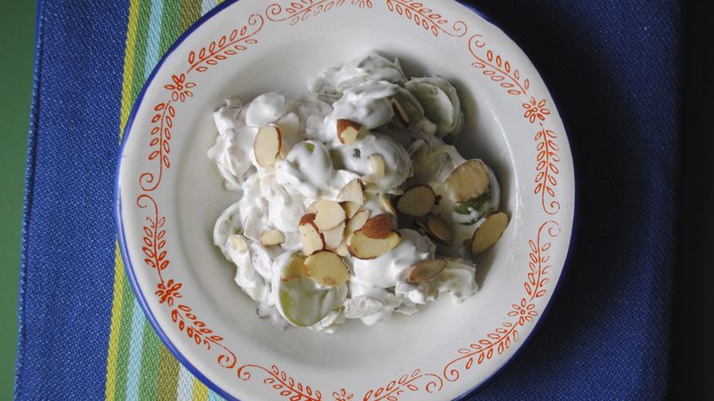 Marshmallow Fluff Grape Salad with Almonds