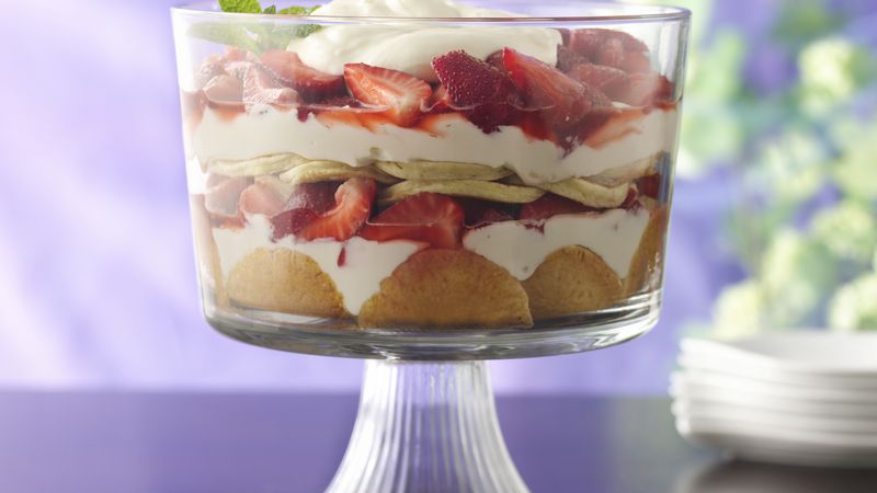 Strawberry Cream Cheese Trifle