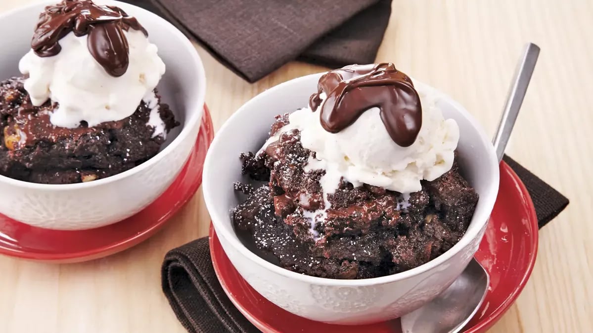 Slow-Cooker Brownie Pudding Cake