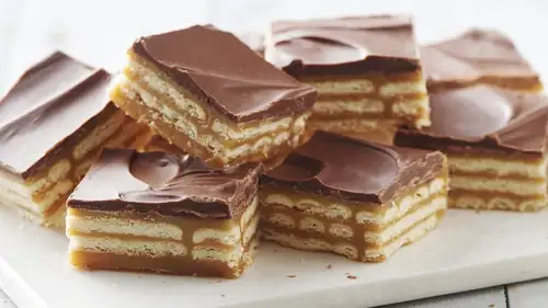 Triple-Layer Cracker Toffee Bars-image