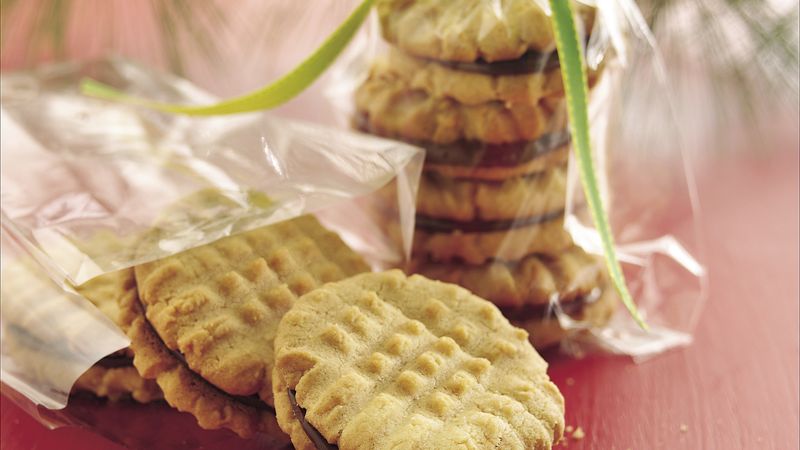 Fudge-Filled Peanut Butter Cookies