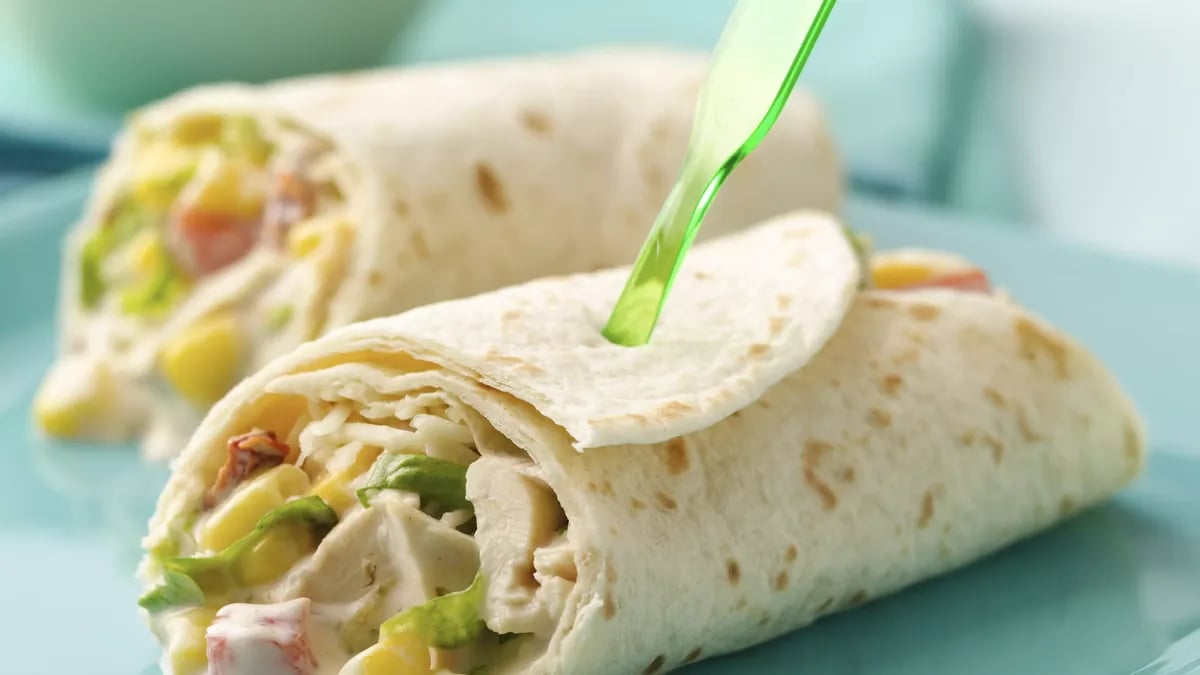 Chicken Fajita Salad Wraps