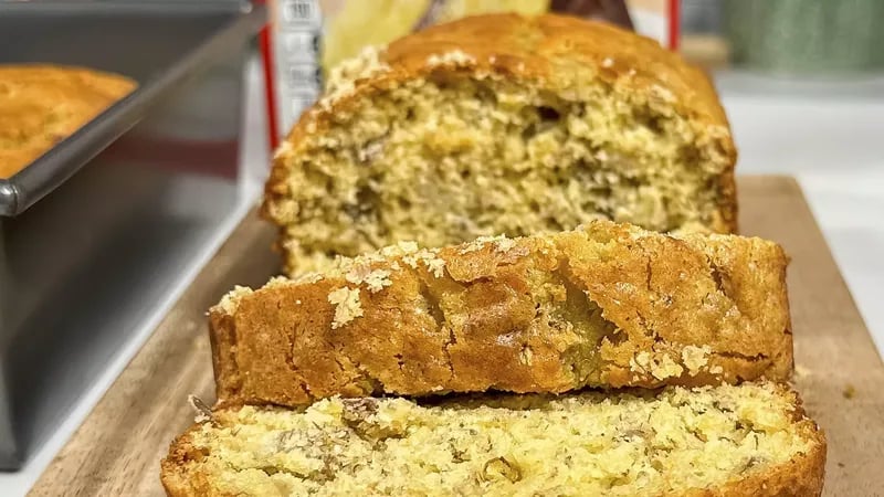 Cake Mix Banana Nut Bread