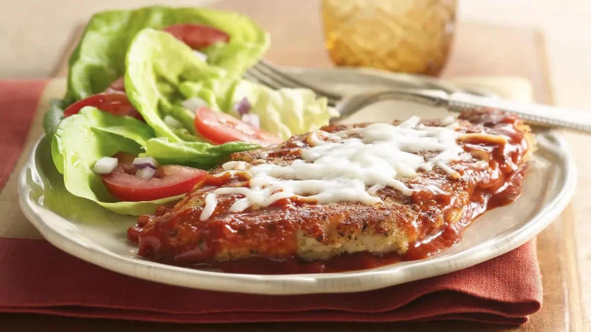 Hearty Tomato Skillet Chicken Parmigiana