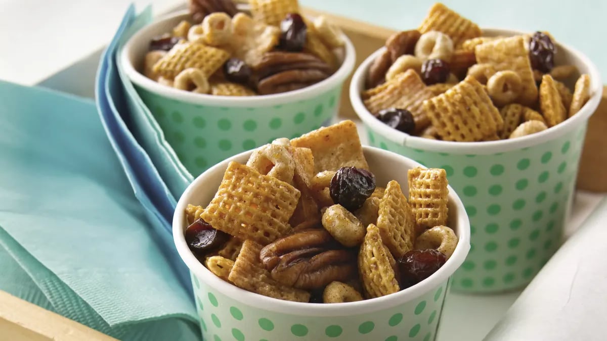 Cinnamon Snack Mix