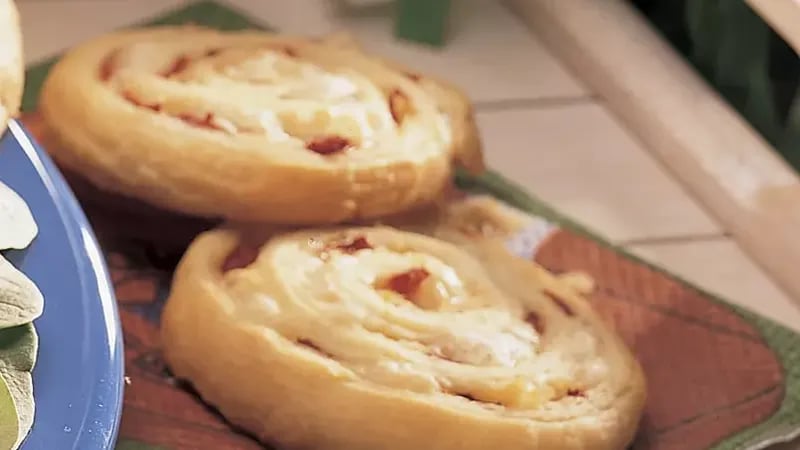 Cheese and Sauerkraut Pinwheels