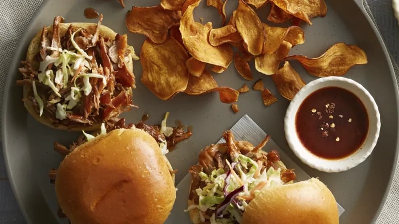 Slow-Cooker Pulled Pork Sandwiches