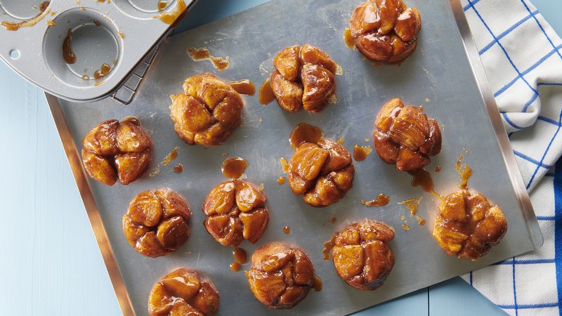 Homemade Monkey Bread {VIDEO}