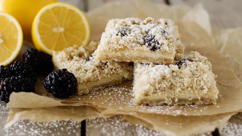 Lemon and Blackberry Crumb Bars