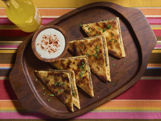 Arayes Sandwich (Meat Stuffed Flatbread)