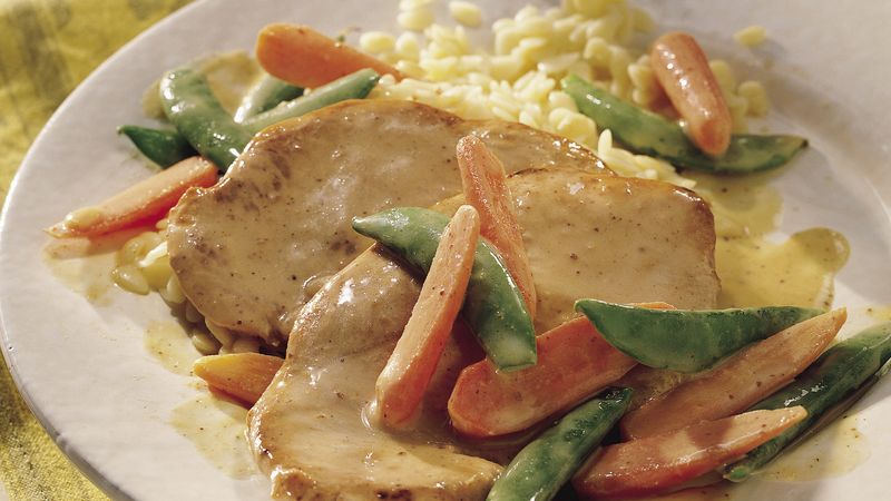 Turkey Cutlets with Snap Peas and Carrots