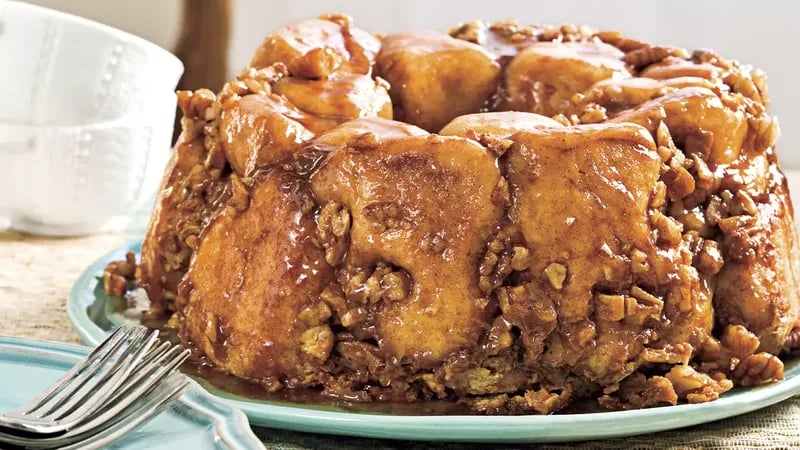 Praline Pull-Apart Bread