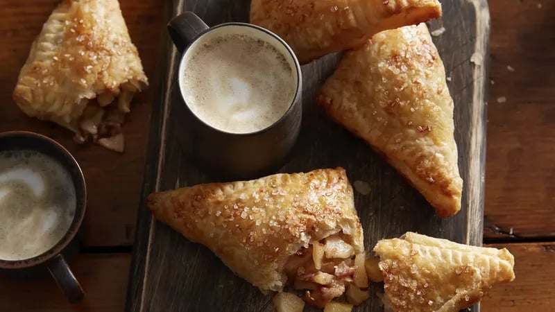 Flaky Apple Turnovers