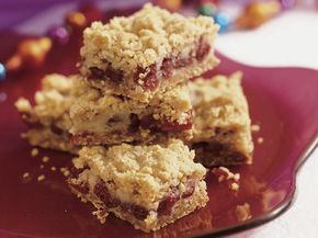 Sour Cream-Cranberry Bars | Gold Medal Flour US