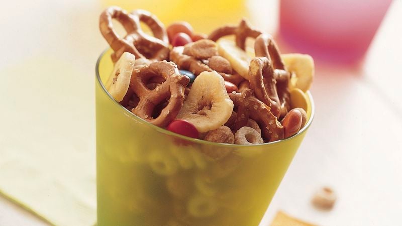 Sweet and Crunchy Snack Mix