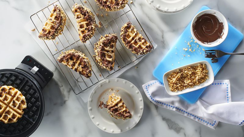 Chocolate Peanut Butter Biscuit Wafflettes