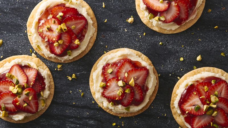 Mini Strawberry-Pistachio Mascarpone Tarts