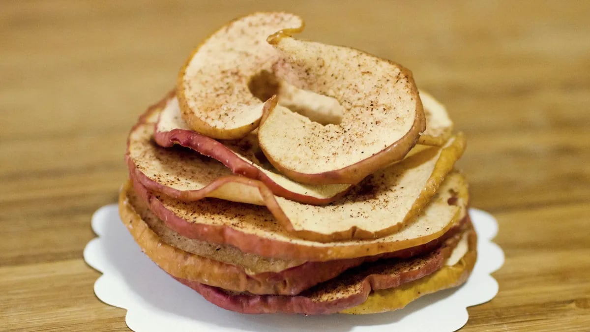 Cinnamon Sugar Apple Chips