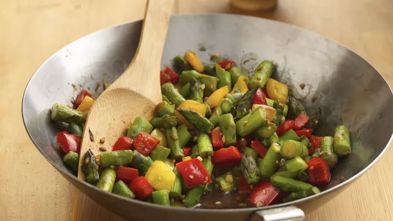 Asparagus-Pepper Stir-Fry