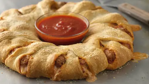 Italian Meatball-Stuffed Crescent Ring-image