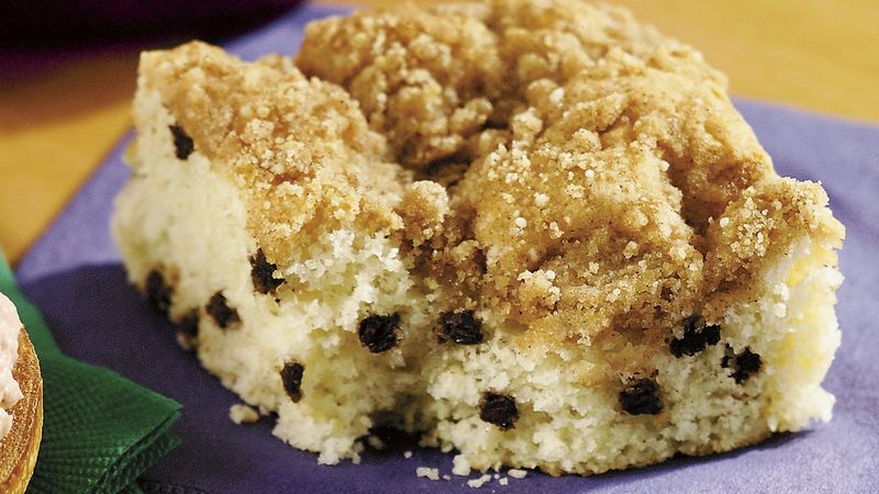 Streusel-Topped Chocolate Chip Coffee Cake