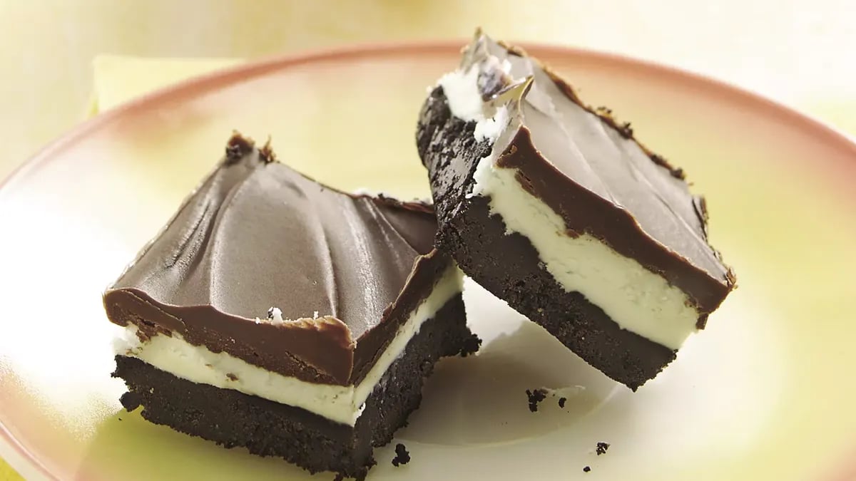 No-Bake Chocolate Mint Bars