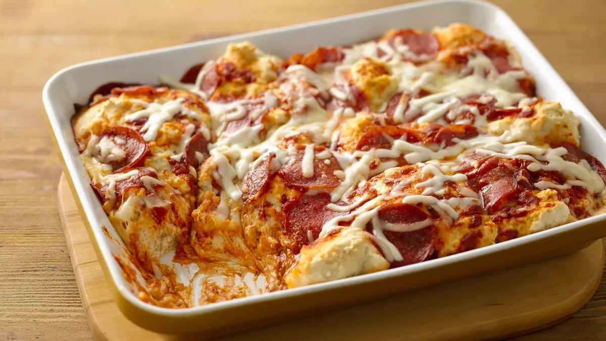 Impossibly Easy Pizza Bake