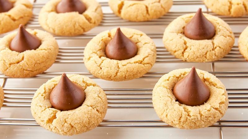 HERSHEY'S KISSES Chocolate Chip Cookies Recipe
