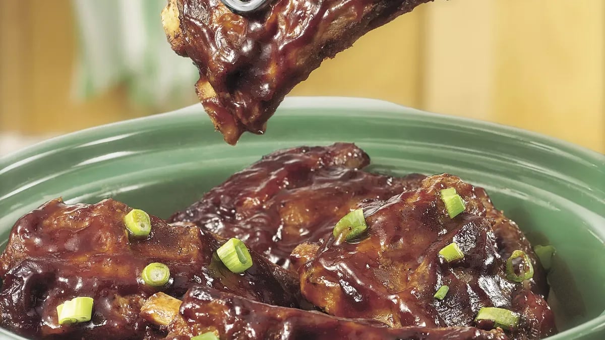 Slow-Cooker Saucy Barbecued Ribs