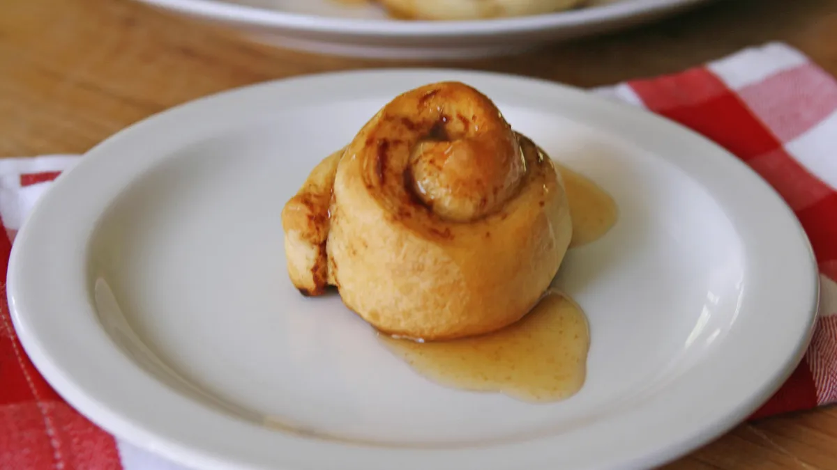 Cider-Glazed Apple Cinnamon Rolls