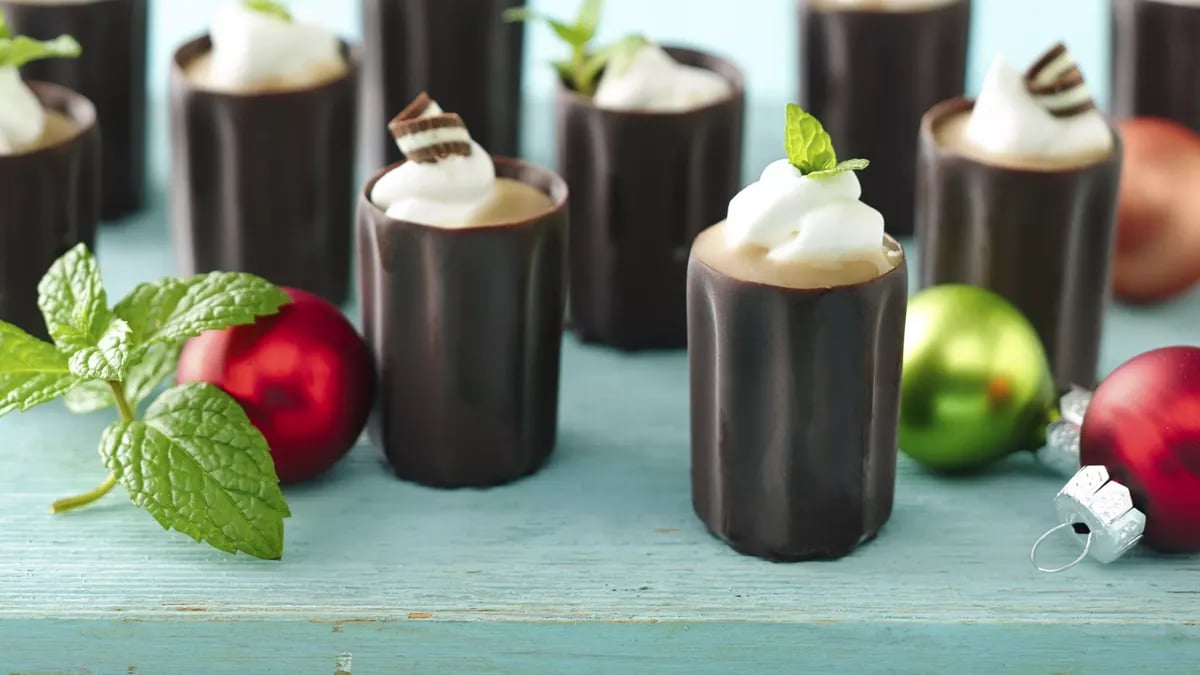 Mocha Mint Cordial Cups