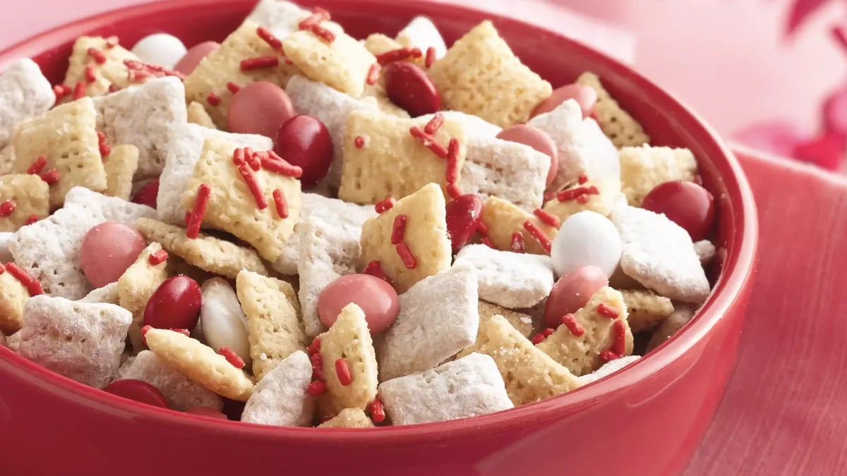 Valentine Chex® Mix (1/2 Recipe)