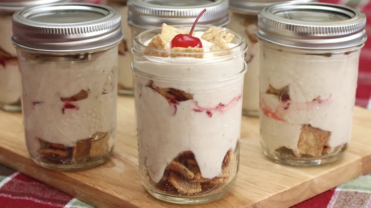 Homemade Eggnog Ice Cream Parfaits