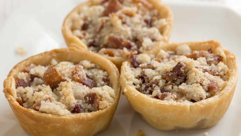 Mini Apple Pies with Bacon
