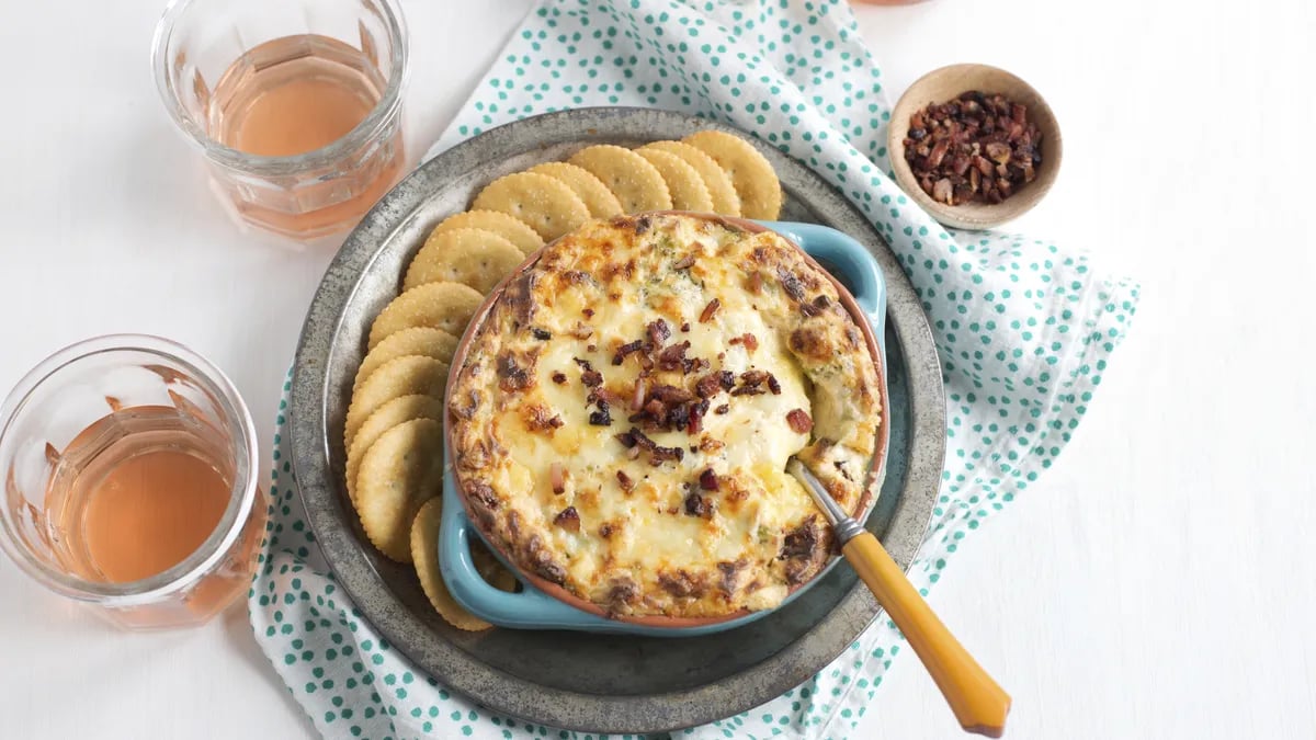 Creamy Bacon-Broccoli Cheese Dip