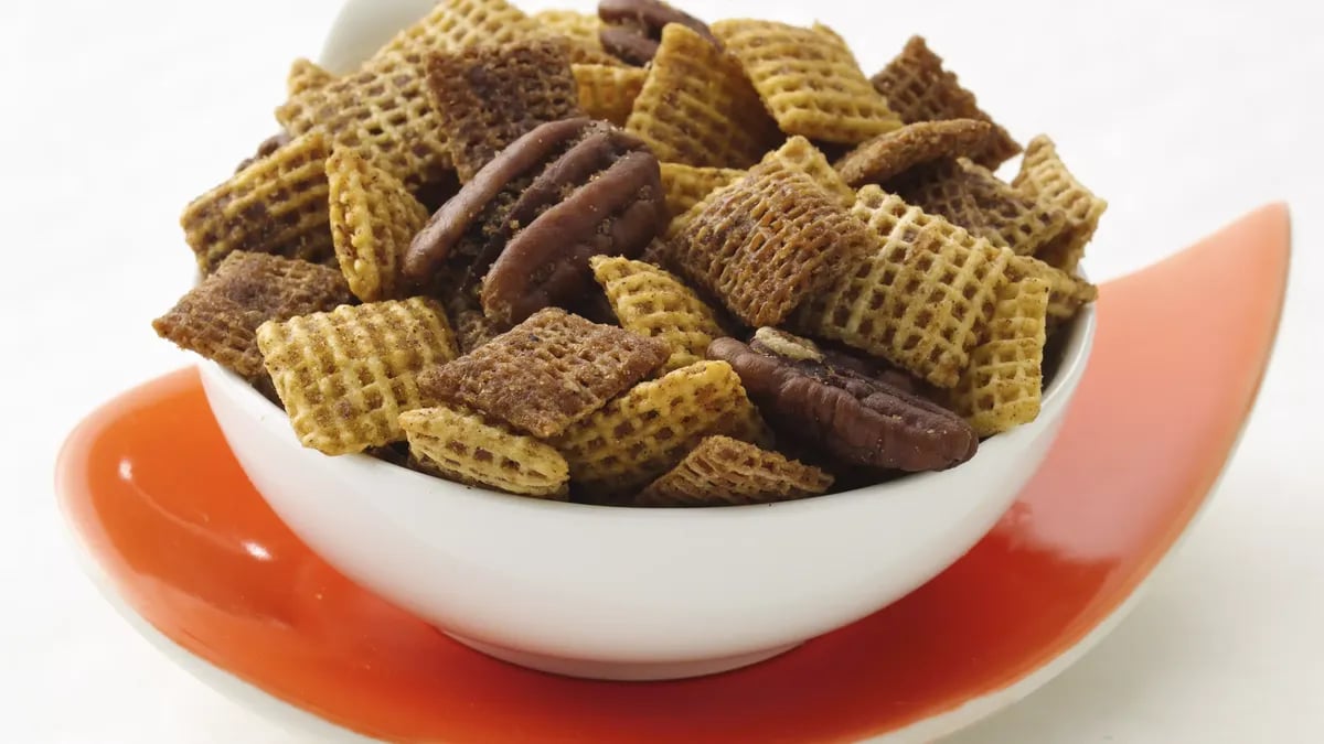 Pumpkin Spice Chex Mix