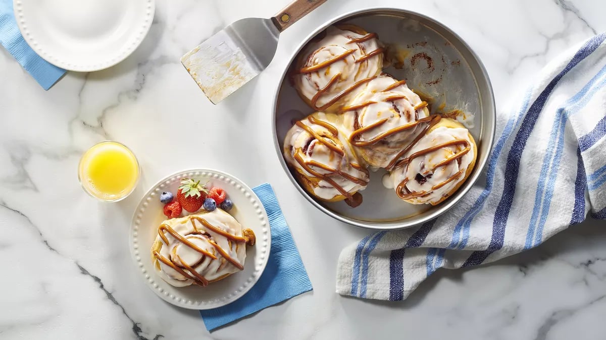 Dulce de Leche Cinnamon Rolls